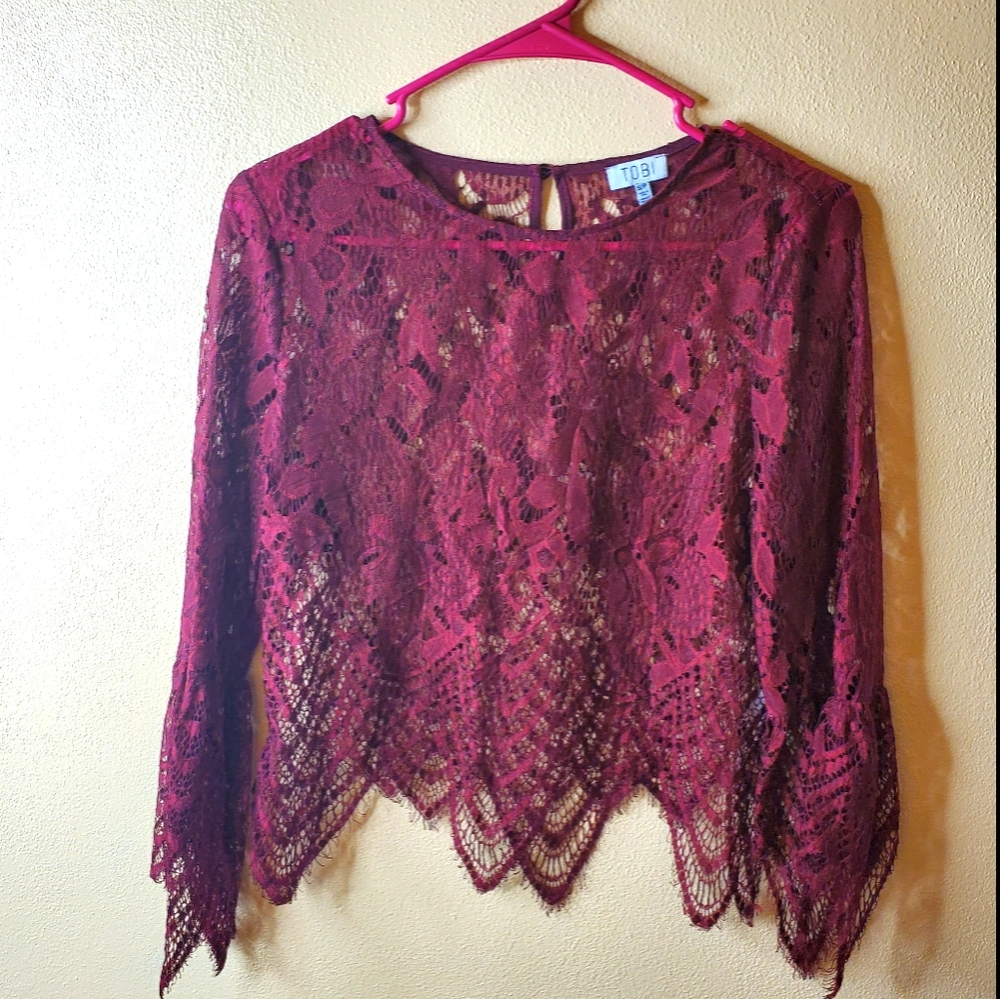 Wine Lace Cropped Top
